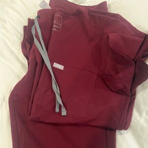 Figs Burgundy Scrub Set